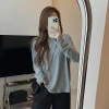 Soft and glutinous knitted sweater for women's early autumn, a new laid-back style, loose and versatile, slimming round-neck long-sleeved knitted top T-shirt details Picture